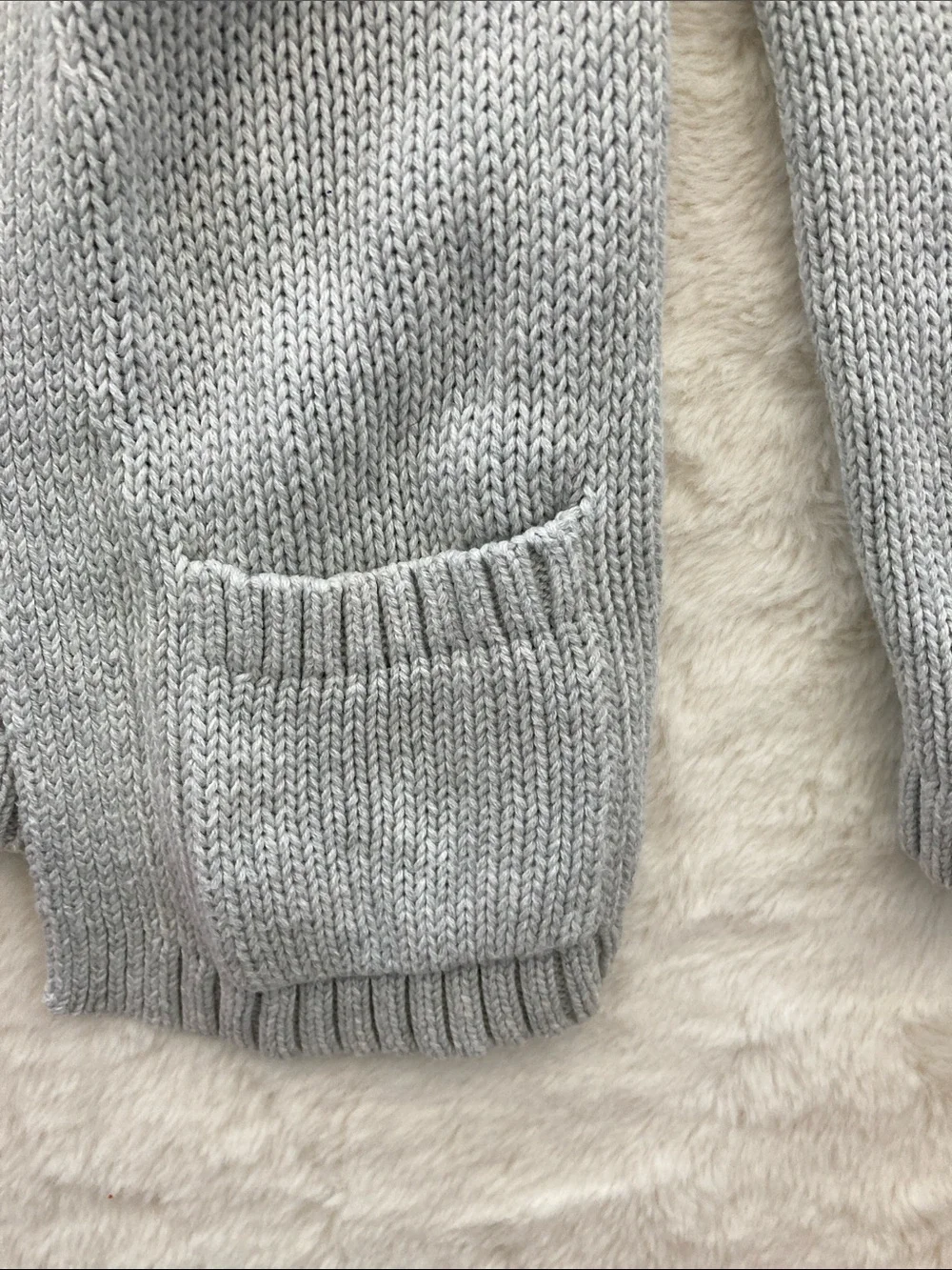 SALE! 50% Off Kids Old Navy Gray Open-Front Knit Cardigan with Pockets Size 5T